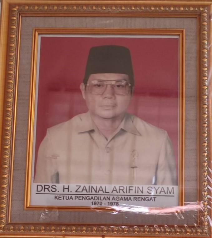 2. Zainal Arifin